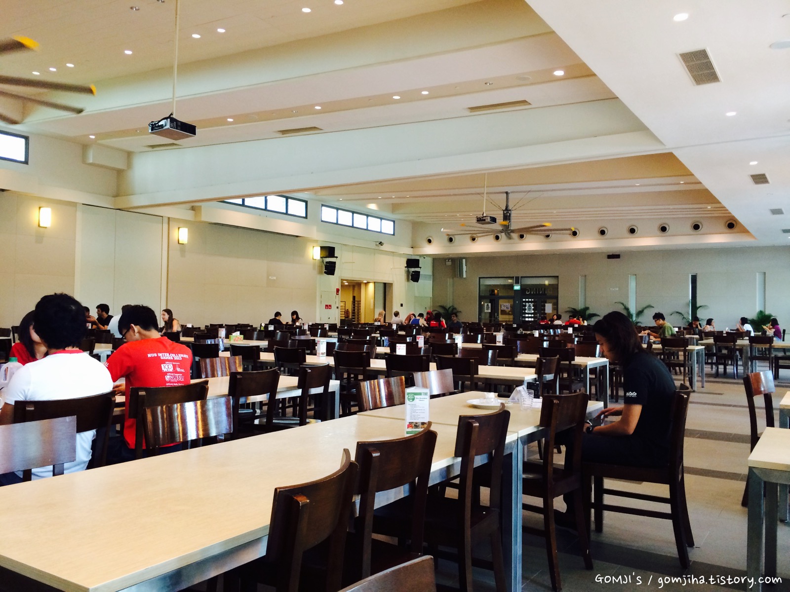 22 NUS students struck down with gastroenteritis, most ate Malay food at dining hall