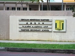 Tampines Sec School investigating video of 2 students fighting in school toilet