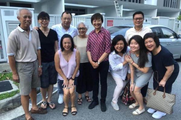 Hong Kong TVB star Benz Hui decided to make Yishun his home