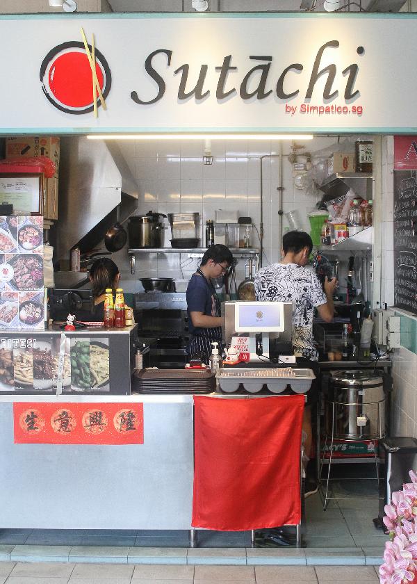 Young Singaporean close Chinatown hawker stall after making less than $1K monthly each